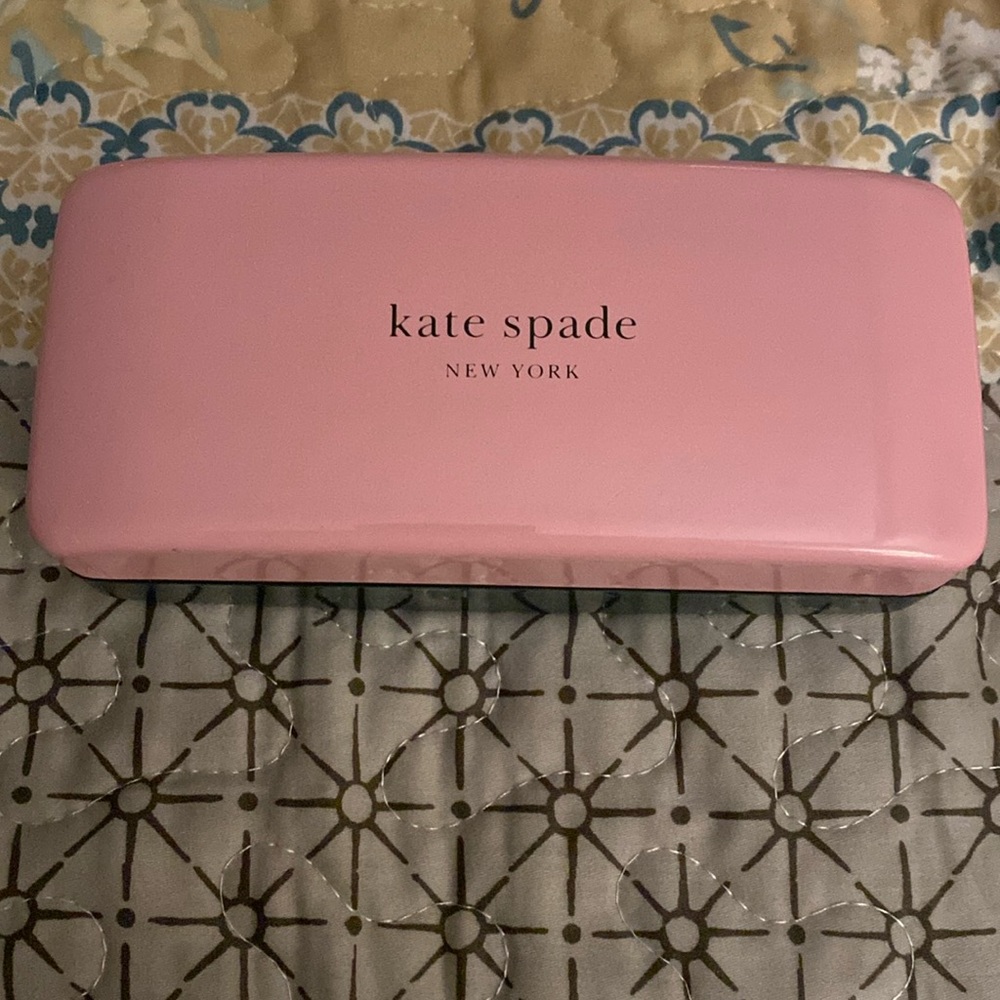 Kate Spade glasses case. NWOT.